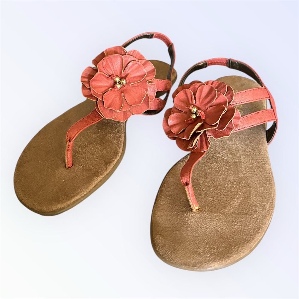 AEROSOLES Coral Floral Thong Sandals